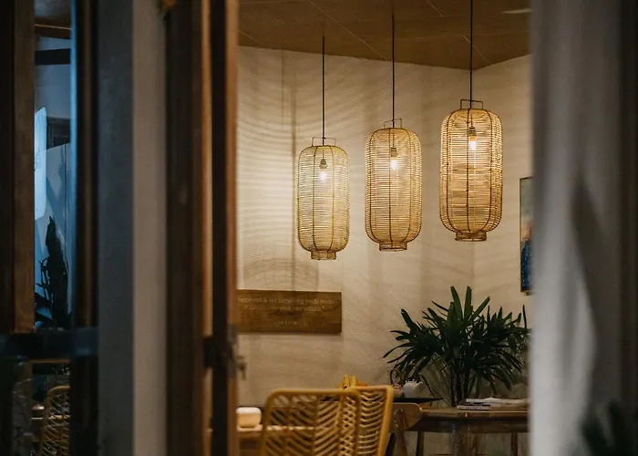 Lakubumi Pavilion ゲストハウス ジンバラン